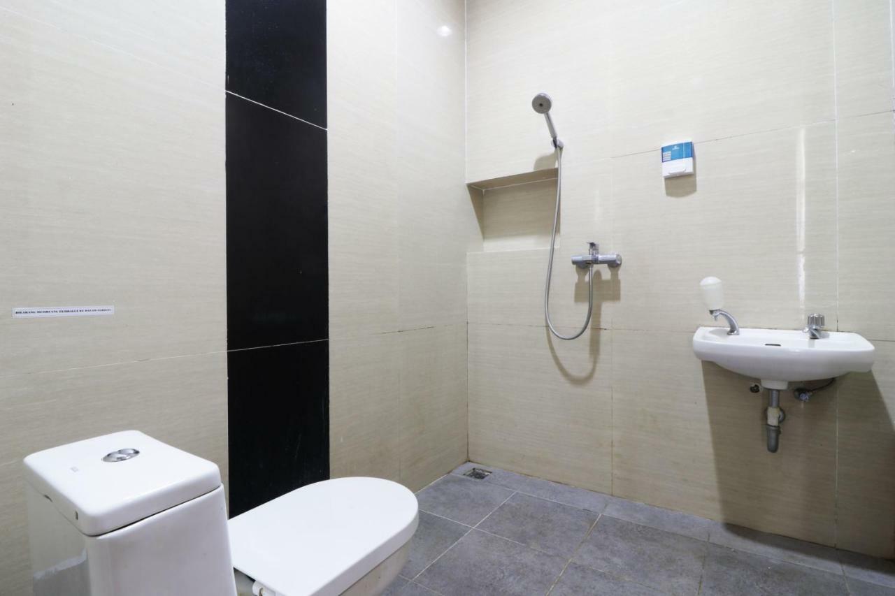 Sapadia Guest House Бандунг Экстерьер фото