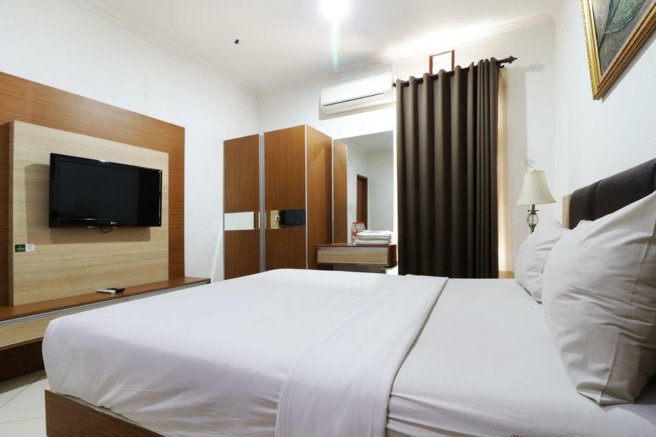 Sapadia Guest House Бандунг Экстерьер фото