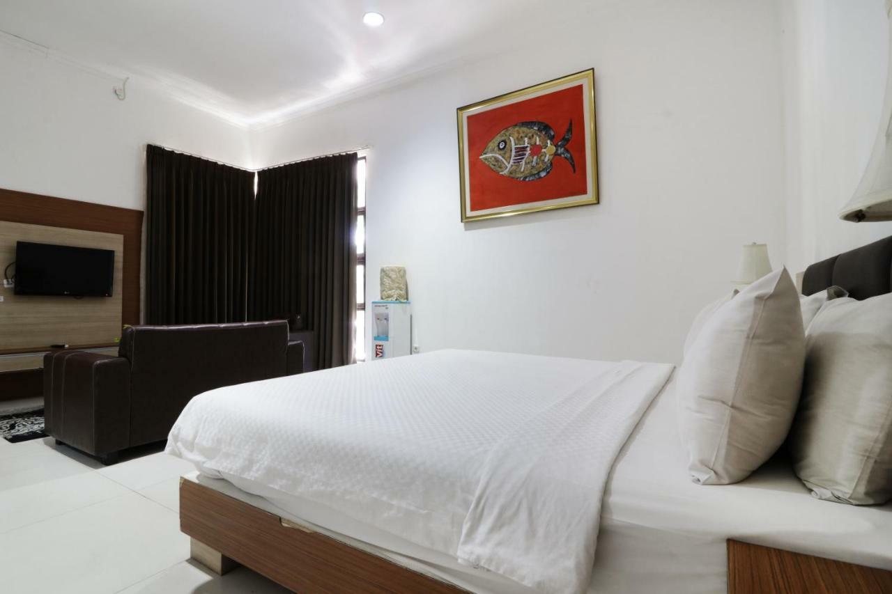 Sapadia Guest House Бандунг Экстерьер фото
